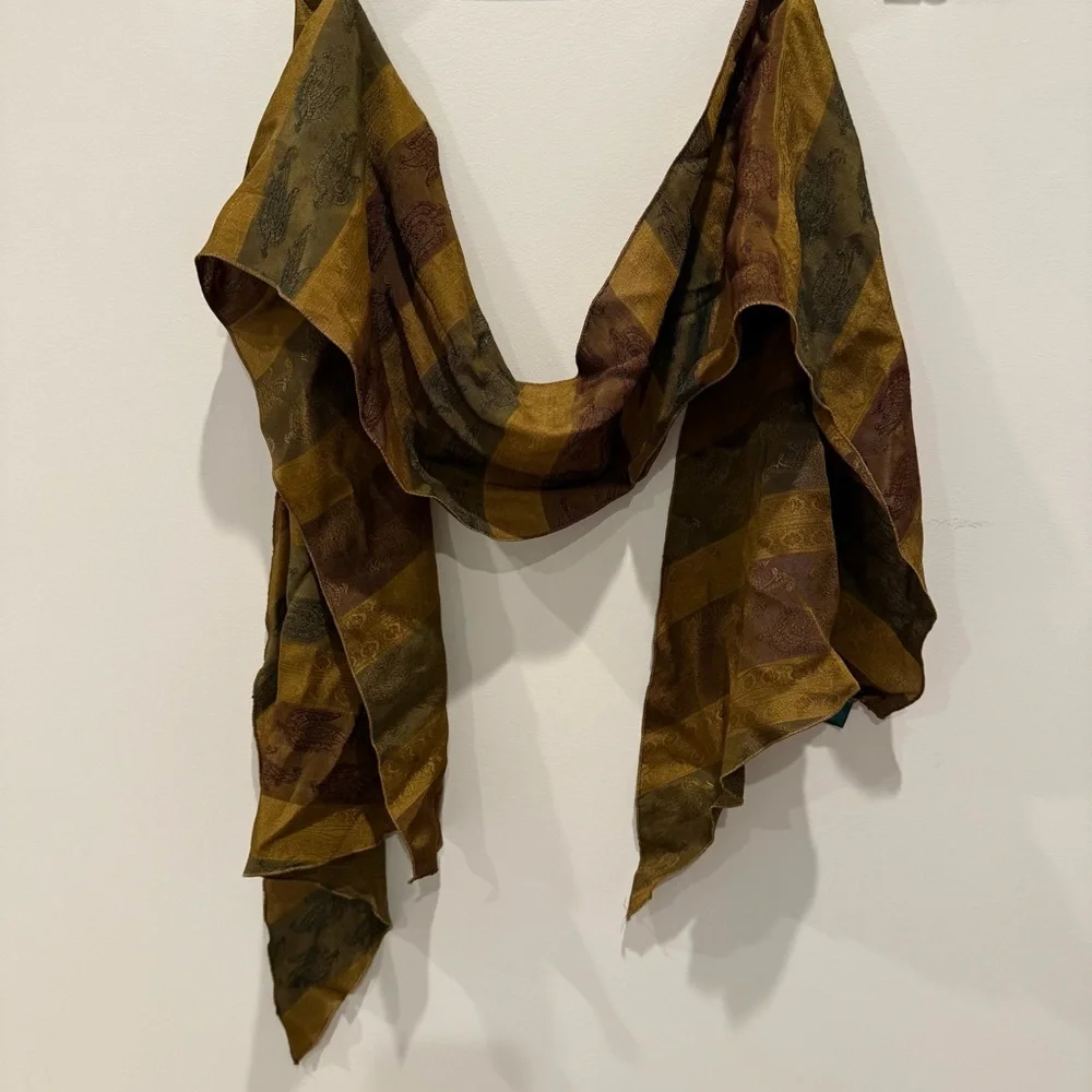 Scarf Wrap Accessory - Picture 1 of 8